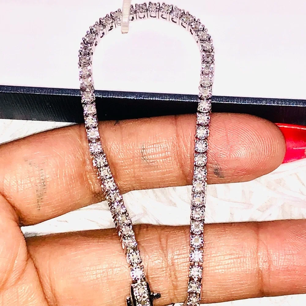 Real diamond tennis bracelet 1/2 ct Si Diamond Free appraisal, posh authenticate - Picture 6 of 8